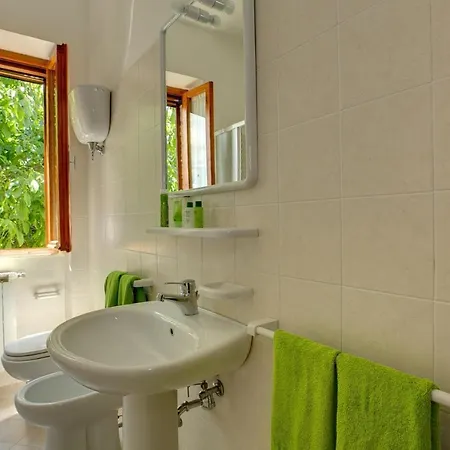 Catrosse Sleeps 4 Pool Wifi Вилла